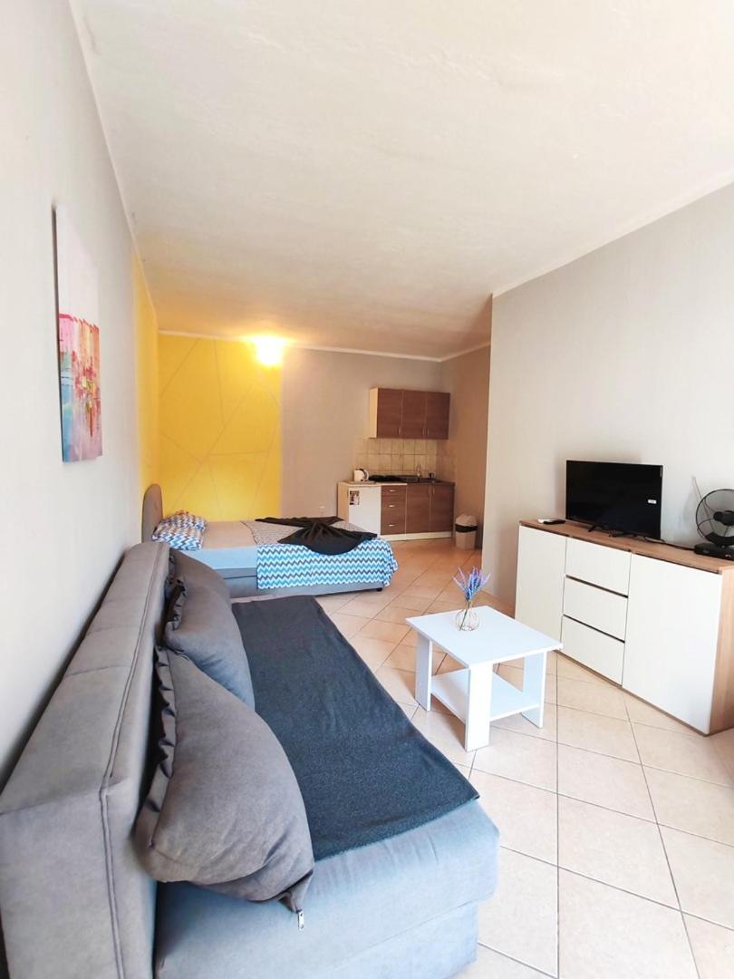 Apartmani I Sobe Brancin 네움 외부 사진