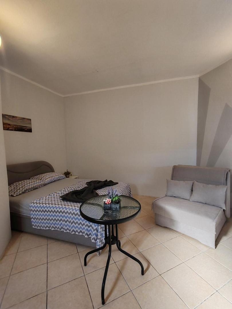 Apartmani I Sobe Brancin 네움 외부 사진